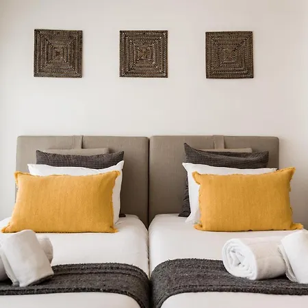 招待所 Essence 3*