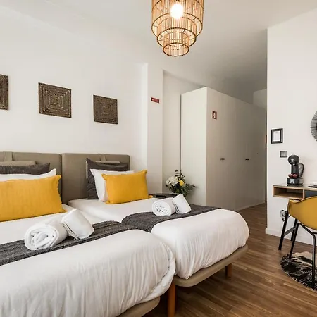 Essence 3* Oporto