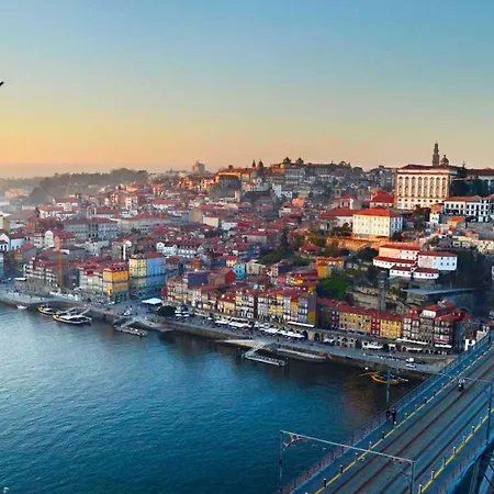 Essence Oporto
